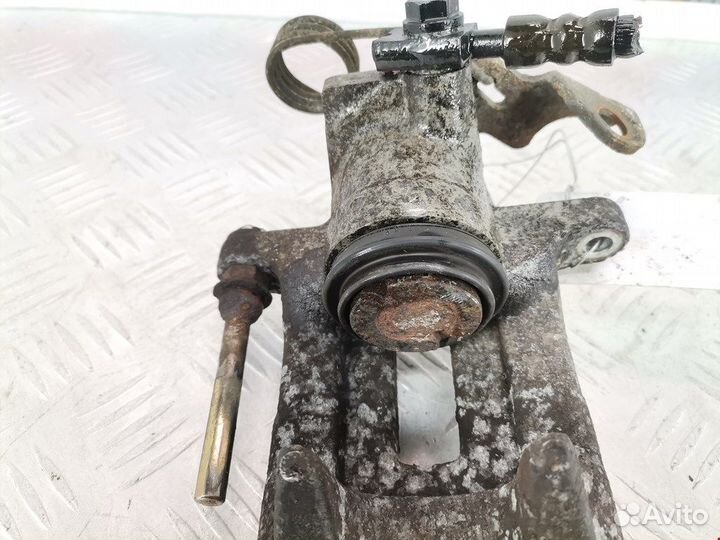 Суппорт задний левый для Volkswagen Passat 5