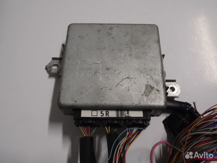 Блок управления подвеской пневмой Лексус рх 350