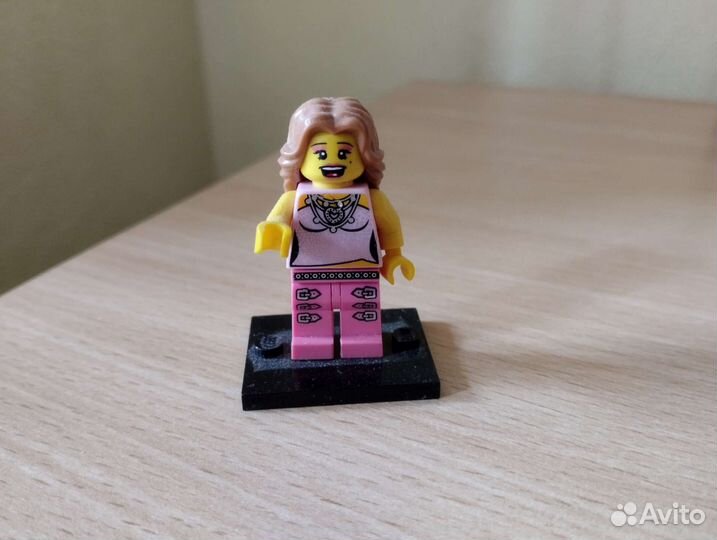 Lego минифигурки серии 2-9,11