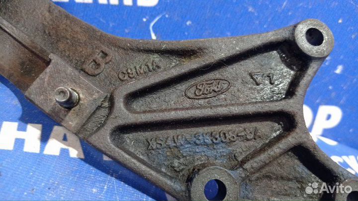 Кронштейн промежуточного вала Ford Focus 1 седан