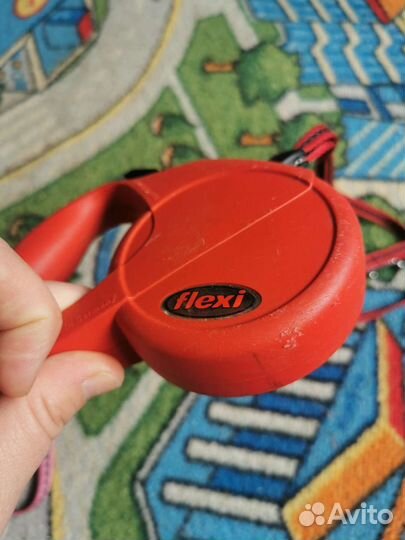 Поводок рулетка flexi classic1 и шлейки для кошек