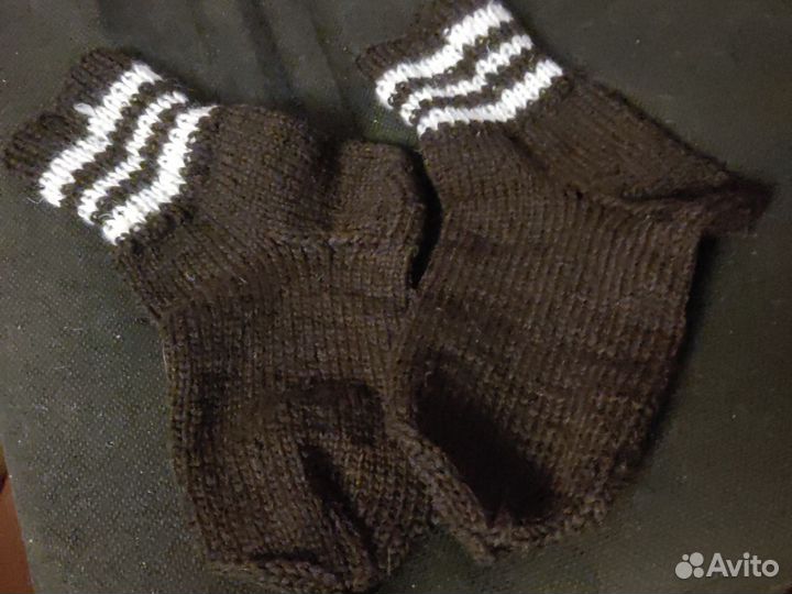 Шерстяные носки ручной вязки