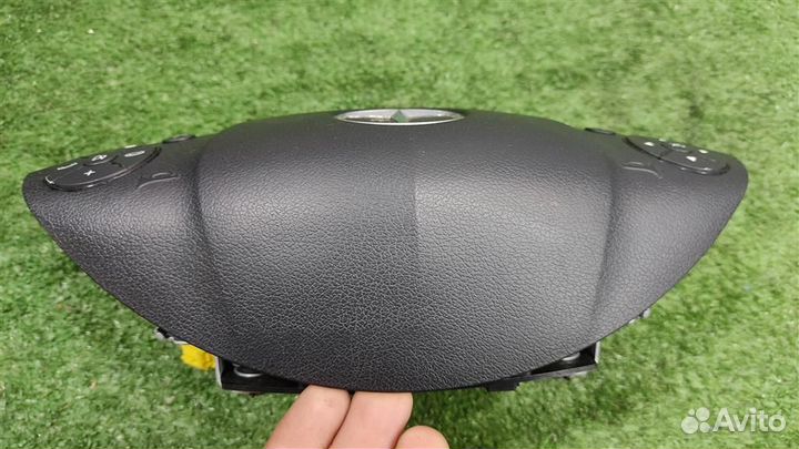 Подушка безопасности в руль Mercedes Benz C-Class