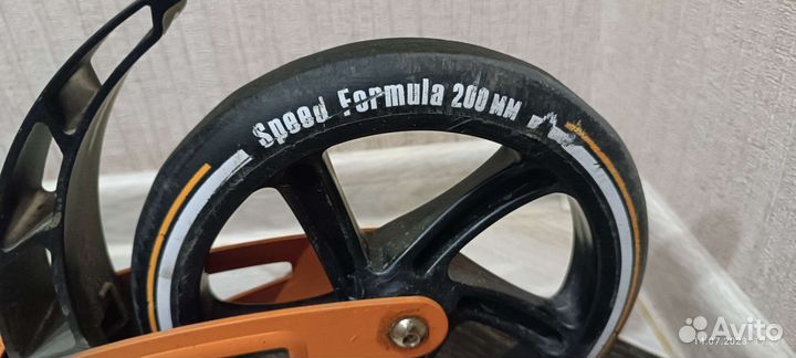 Самокат взрослый с большими колесами