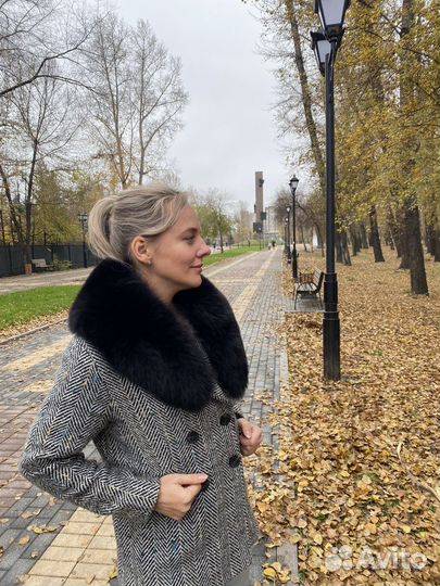 Меховой воротник чернобурка