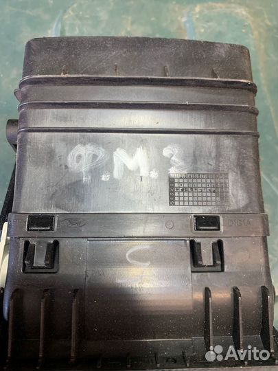 Воздуховод панели боковой Ford Mondeo 3 2000-2007