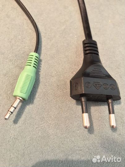 Сабвуфер и колонками sven