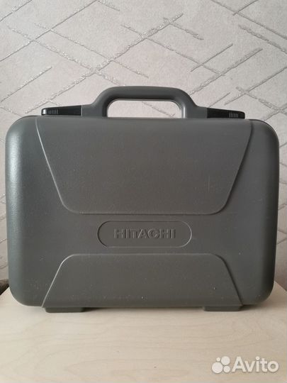 Видеокамера hitachi VM-2980E