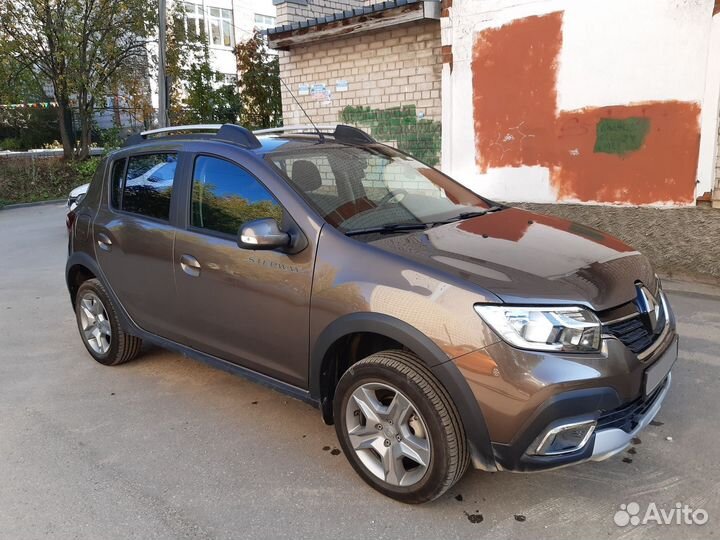 Renault Sandero Stepway 1.6 CVT, 2022, 3 803 км