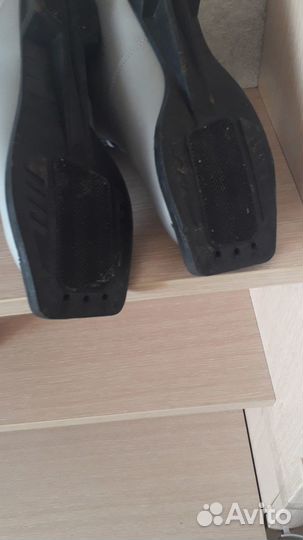 Ботинки лыжные