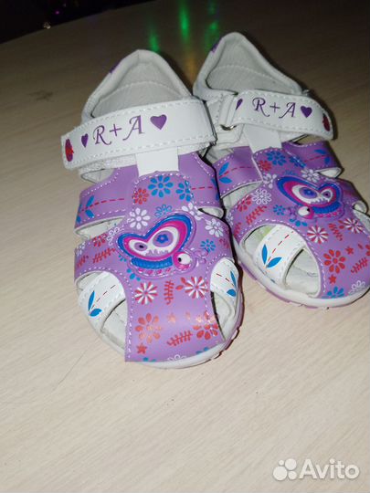 Босоножки для девочки