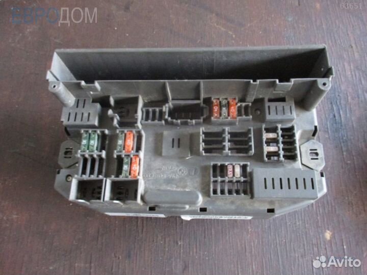 Блок предохранителей передний BMW E72 hybrid s1082