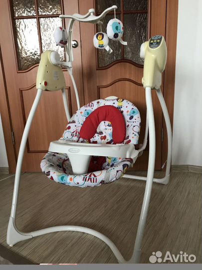 Электронные качели graco Lovin Hug