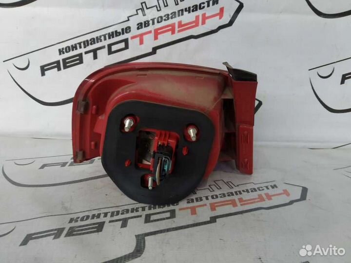 Фонарь volkswagen passat 3C2 B6 sedan правый 3C594