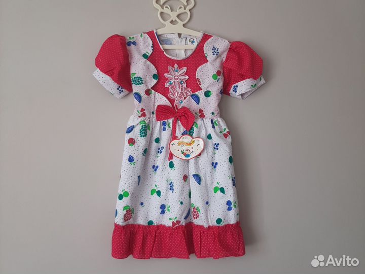 Платье для девочки 4,5 лет. Новое с биркой