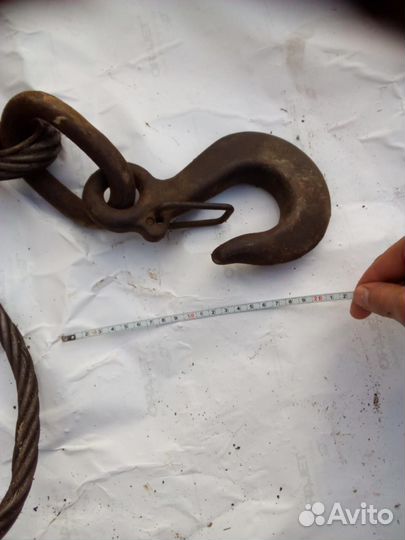 Трос буксировочный металлический с крюком 3 метра