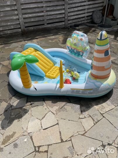 Детский надувной бассейн с горкой