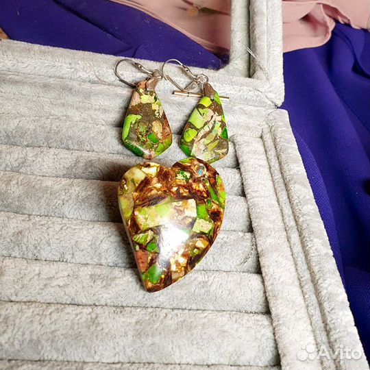 Комплект бижутерии варисцит в пирите