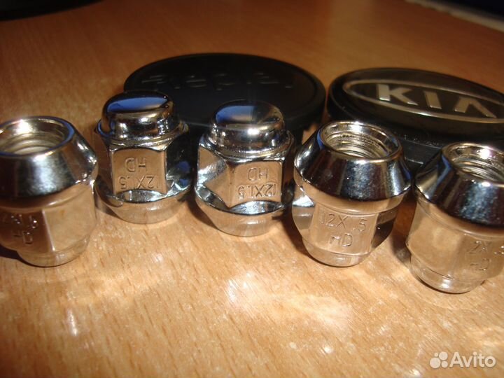 Гайка колёсная, секретная 12x1.5