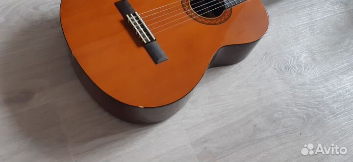 Гитара Yamaha c40