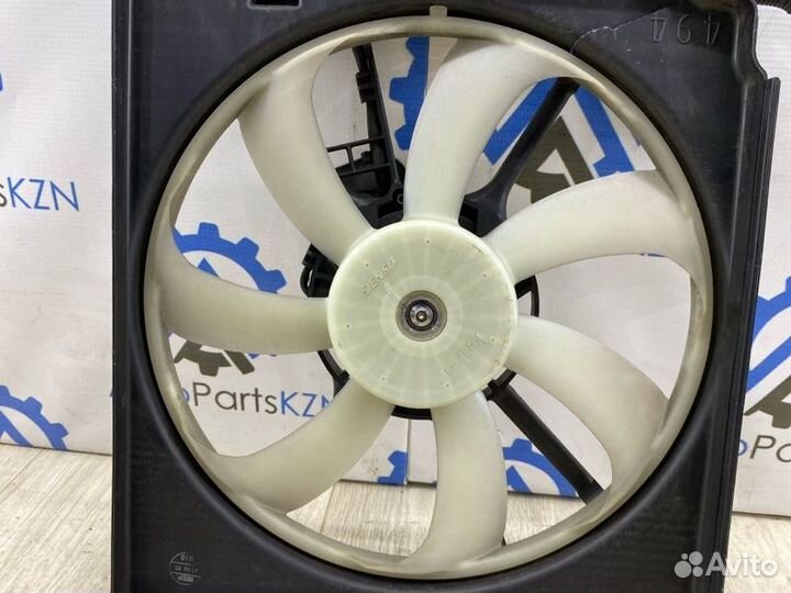 Вентилятор охлаждения двигателя правый Honda Cr-V
