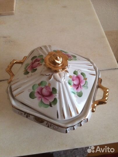 Шкатулка цветная гжель