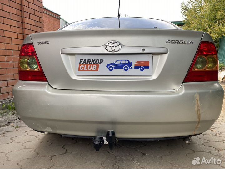 Фаркоп для Toyota Corolla 120 седан 2002-2006