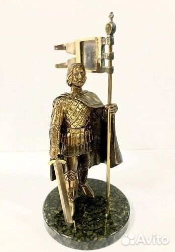 Скульптура. Невский. Бронза. Камень