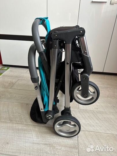 Детская прогулочная легкая коляска