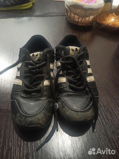 Продаю кроссовки