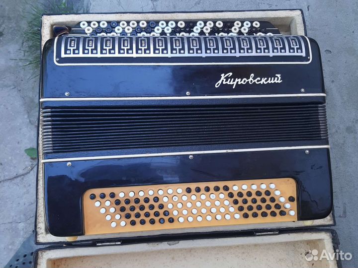 Баян СССР Кировский