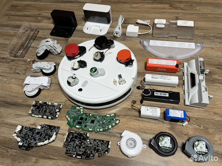 Запчасти для робота пылесоса