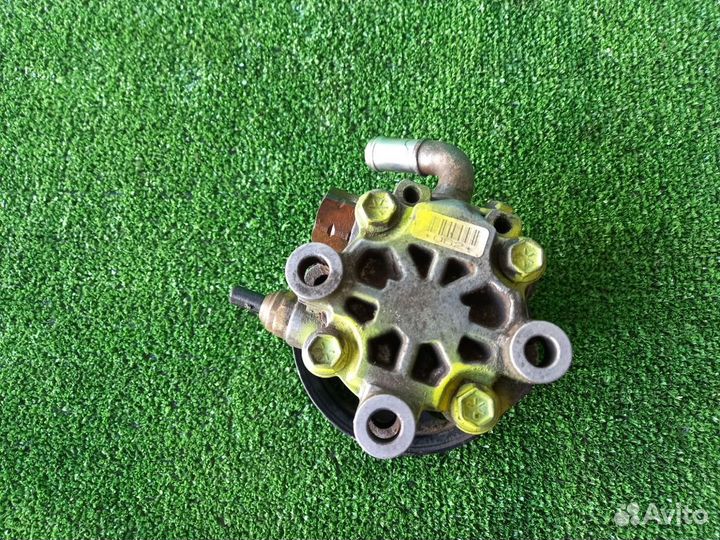 Насос гура б/у Toyota Camry 40 2006-2013