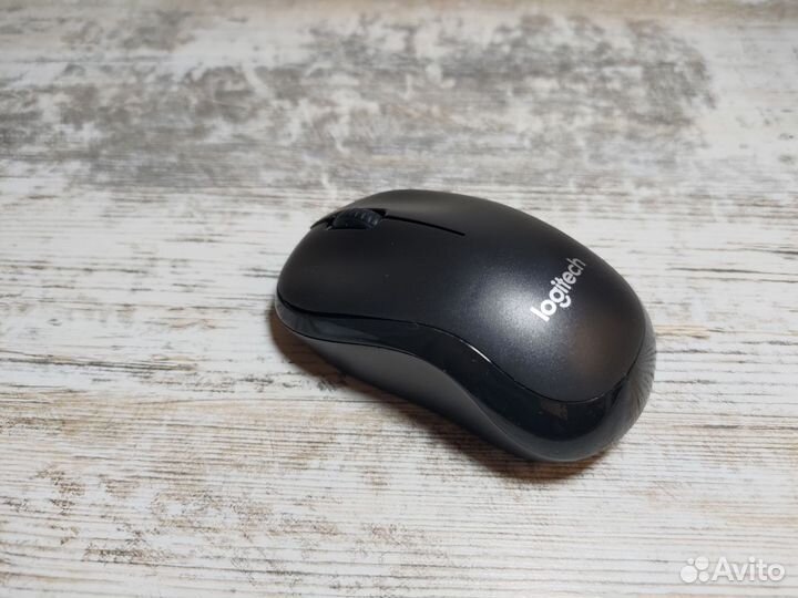 Беспроводная мышь logitech М220 silent реплика