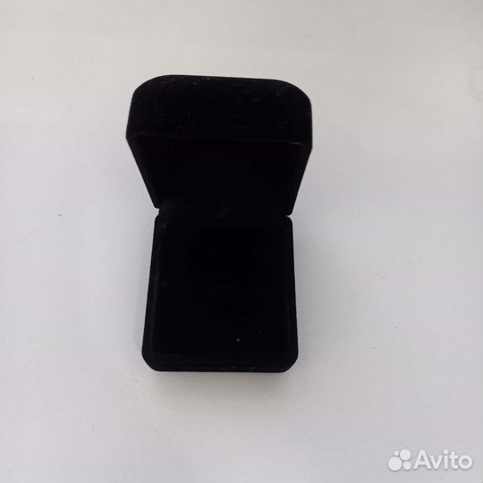 Коробочки для ювелирных изделий