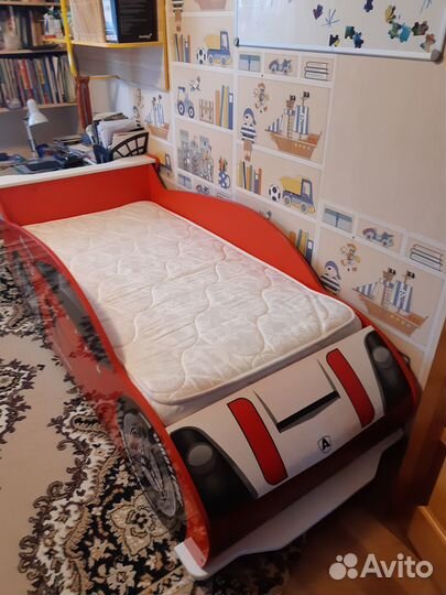 Кровать машина с матрацем
