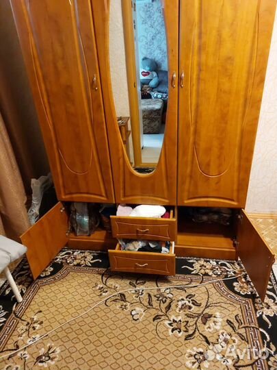 Шкаф для одежды бу