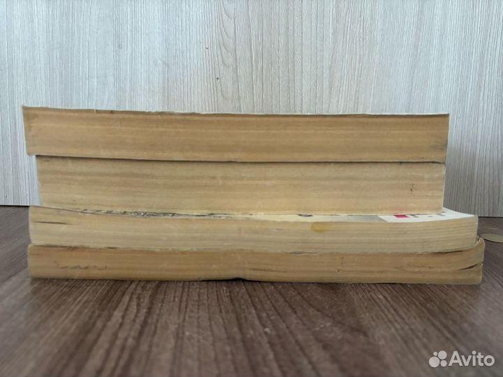 Книги серии классики и современники