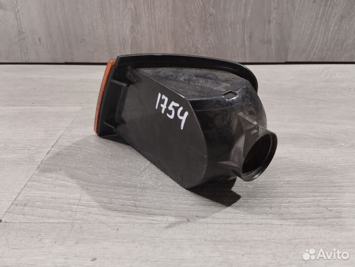 Поворотник правый сеат толедо