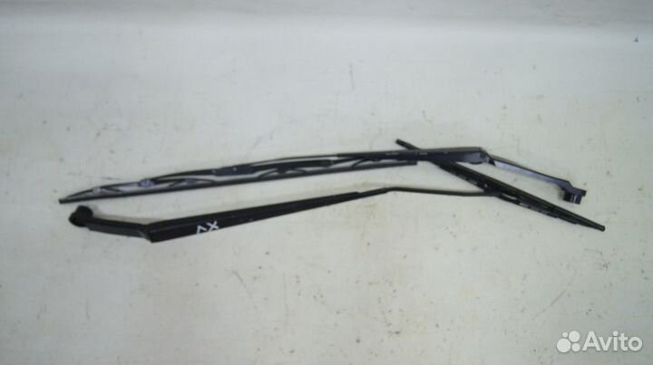 Поводок + щётка переднего стеклоочистителя impreza XV 2012
