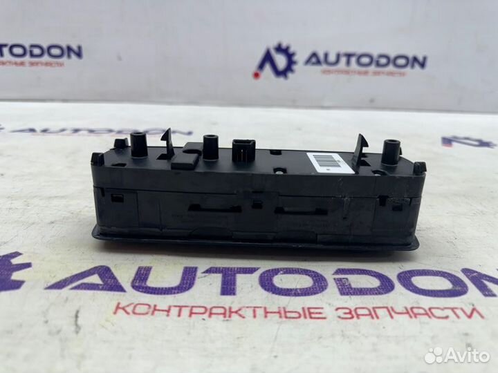 Блок управления стеклоподъемниками Mercedes