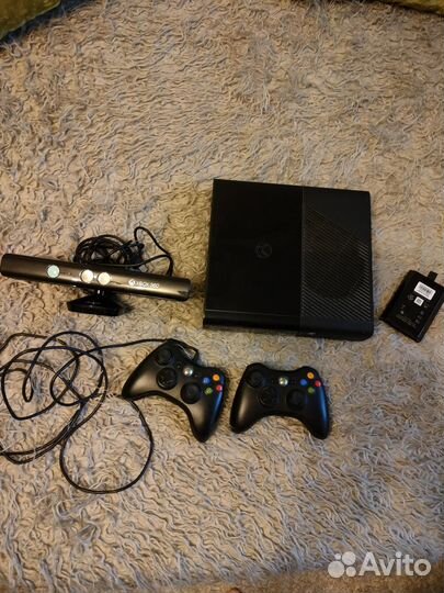 Приставка xbox 360 непрошитая с лицензионными диск