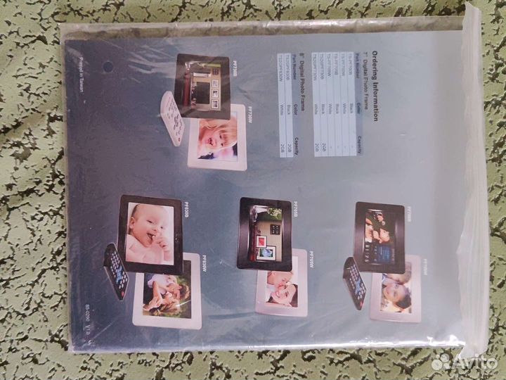 Цифровая фоторамка Transcendphoto 730B