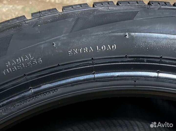 Pirelli Ice Zero 205/55 R16 94T