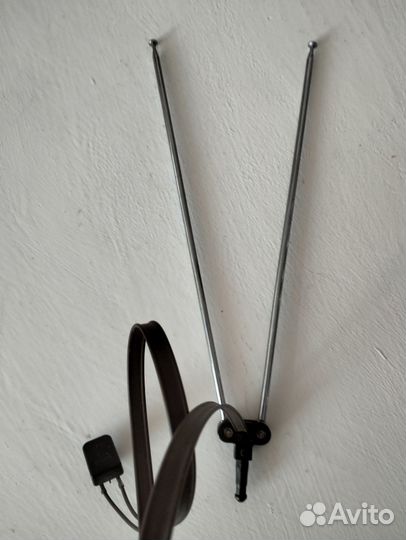 Антенна для тв комнатная