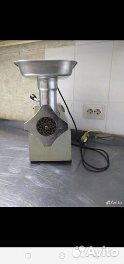 Мясорубка электрическая бу