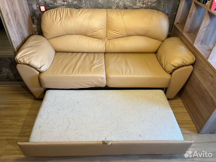 Диван прямой раскладной бу