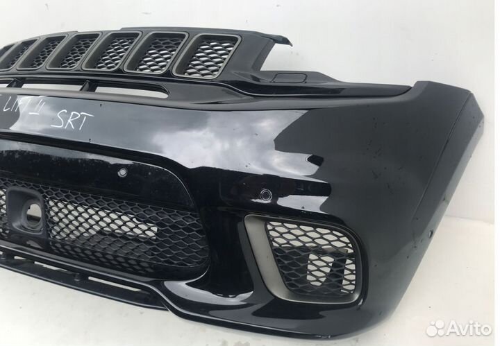 Бампер Jeep Grand Cherokee WK2 II SRT