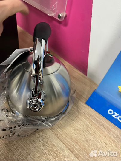 Чайник со свистком Selena