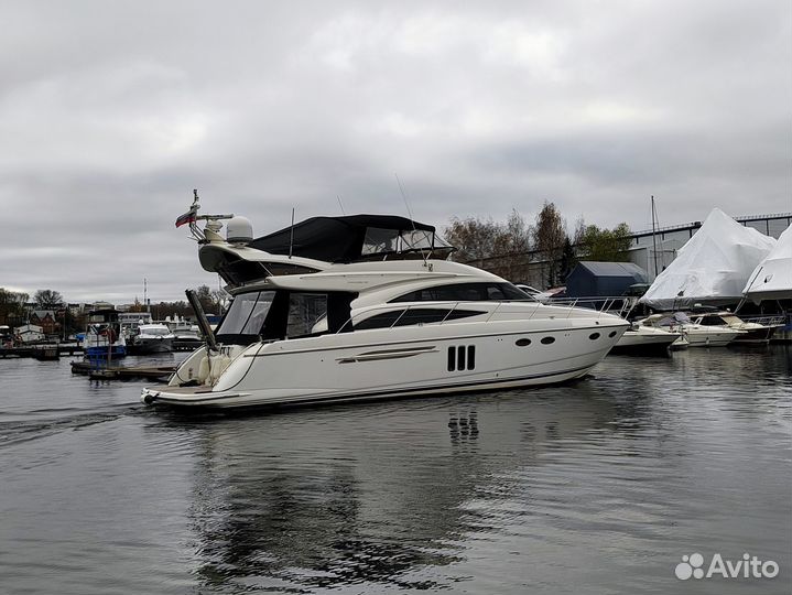 Моторная яхта Princess 58 с флайбриджем